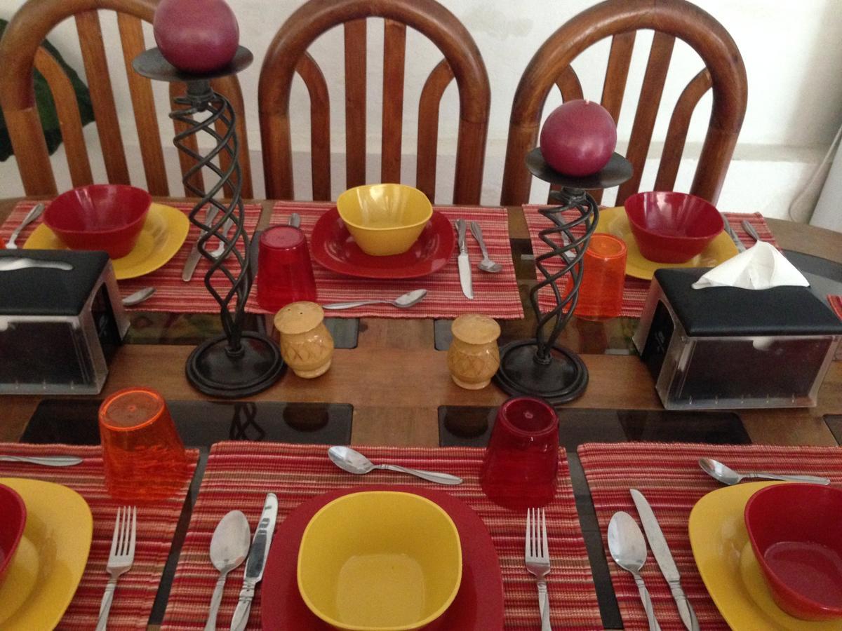 Comala Hostal Casa Blanca מראה חיצוני תמונה