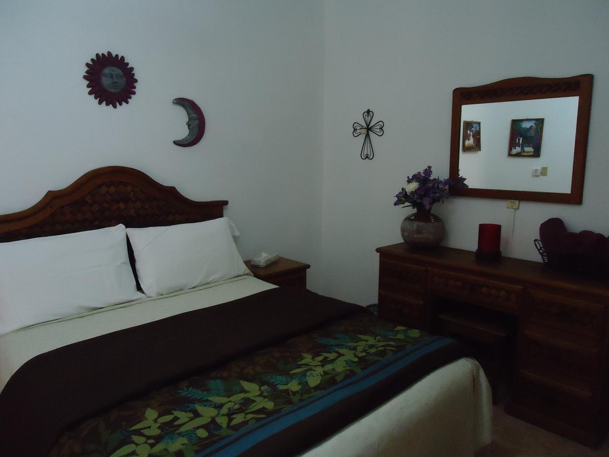 Comala Hostal Casa Blanca מראה חיצוני תמונה