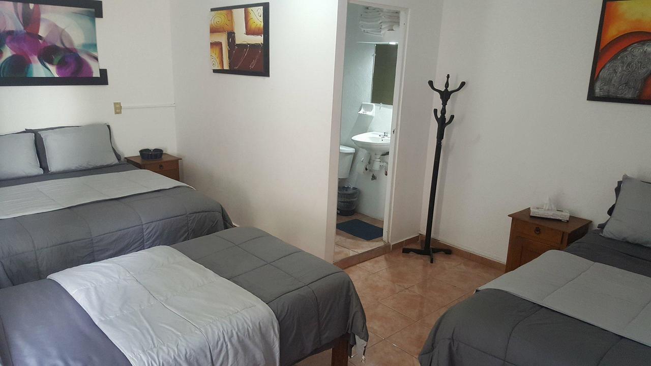 Comala Hostal Casa Blanca מראה חיצוני תמונה